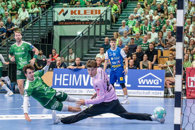 OPEL Handball Bundesliga: HSG Wetzlar vs. ThSV Eisenach, 07 09 26 Marti Soler, HSG Wetzlar, 23, goalkeeper Mats Grupe, ThSV Eisenach, 25, Petter Oeverby, HSG Wetzlar, 11 OPEL Handball Bundesliga HSG Wetzlar vs. ThSV Eisenach, Wetzlar, September 26, 2007 Copyright: xBEAUTIFULxSPORTS Roeczeyx