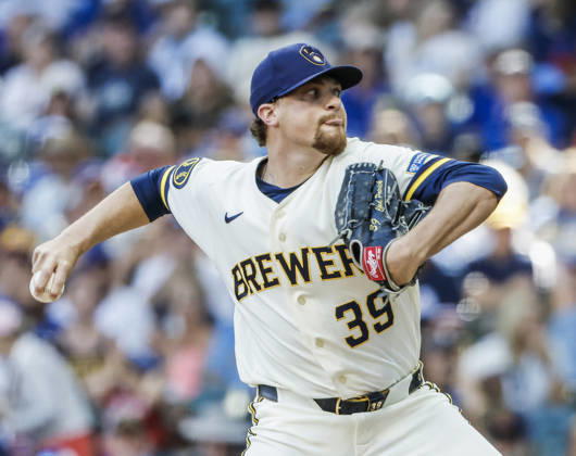 Milwaukee Brewers relief pitcher Chad Patrick throws in the sixth inning of the MLB, Baseball Herren, USA game between the Chicago Cubs and the Milwaukee Brewers at American Family Field in Milwaukee, Wisconsin on Monday, September 7, 2026.  MIL20260907819 TANNENxMAURY