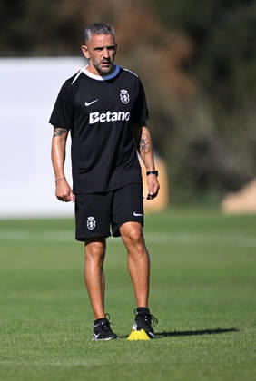 Ahead of Sporting CP - Galatasaray UEFA Champions League opener LISBON, PORTUGAL - SEPTEMBER 08: Sporting CP head coach Rui Borges is seen during a training session at the Cristiano Ronaldo Academy in Lisbon, Portugal on September 08, 2026, ahead of their UEFA Champions League opening match against Galatasaray. Burak Akbulut Anadolu Lisbon Portugal. Editorial use only. Please get in touch for any other usage.  Copyright: x2026xAnadoluxBurakxAkbulutx