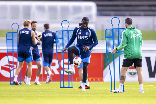 Fußball, 1. BL, FC Schalke 04, Training