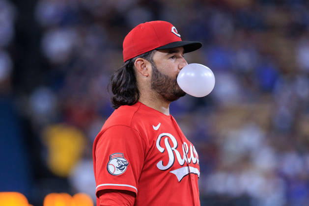 September 8, 2026, Los Angeles, California, USA: Eugenio Suarez 28 of the Cincinnati Reds at third base during a regular-season MLB, Baseball Herren, USA game against the Los Angeles Dodgers on Tuesday September 8, 2026 at Dodger Stadium in Los Angeles, California. Dodgers defeat Reds, 3-2. JAVIER ROJAS PI Los Angeles USA - ZUMAp124 20260908_zaa_p124_026 Copyright: xJavierxRojasx