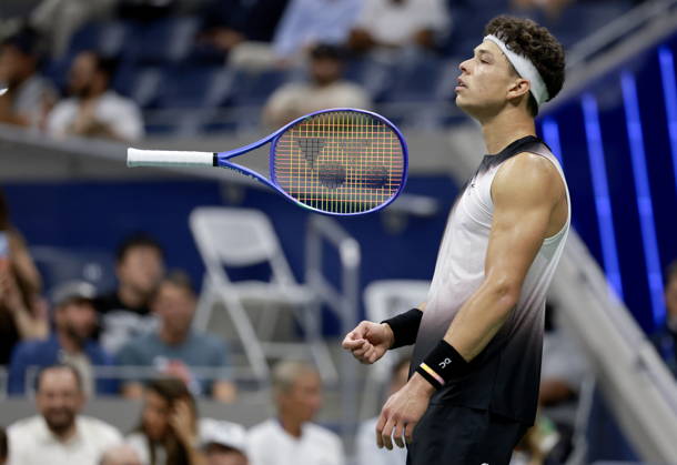 US Open tennis tournament - Day 10 epaselect Ben Shelton of the USA reacts while in action against Carlos Alcaraz of Spain during their Men s Singles Quarterfinals match of the US Open Tennis Championships at the USTA Billie Jean King National Tennis Center in Flushing Meadows, New York, USA, 08 September 2026. FLUSHING MEADOWS NEW YORK United States  Copyright: xCRISTOBALxHERRERA-ULASHKEVICHx