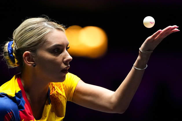 (260909) -- MACAO, Sept. 9, 2026 -- Bernadette Szocs serves during the women s singles round of 32 match between Bernadette Szocs of Romania and Sabine Winter of Germany at the 2026 World Table tennis, Tischtennis (WTT) Champions Macao in Macao, south China, Sept. 9, 2026. ) (SP)CHINA-MACAO-TABLE TENNIS-WTT-WOMEN S SINGLES (CN) CheongxKamxKa 