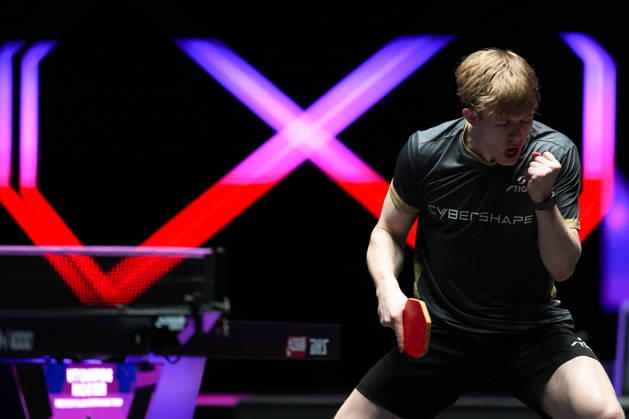 (260909) -- MACAO, Sept. 9, 2026 -- Tom Jarvis celebrates during the men s singles round of 32 match between Matsushima Sora of Japan and Tom Jarvis of England at the 2026 World Table tennis, Tischtennis (WTT) Champions Macao in Macao, south China, Sept. 9, 2026. ) (SP)CHINA-MACAO-TABLE TENNIS-WTT-MEN S SINGLES (CN) CheongxKamxKa 