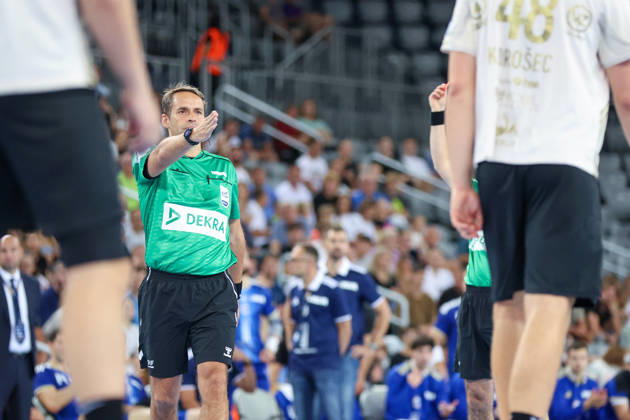 HC Zagreb v RK Celje Pivovarna Lasko - EHF Champions League Men Group Phase - Group C ZAGREB, CROATIA - SEPTEMBER 9: Referee Blagojche Todorovski reacts during the EHF Champions League Men Group Phase match between HC Zagreb and RK Celje Pivovarna Lasko at Arena Zagreb on September 9, 2026 in Zagreb, Croatia.  MatijaxHabljak PIXSELL