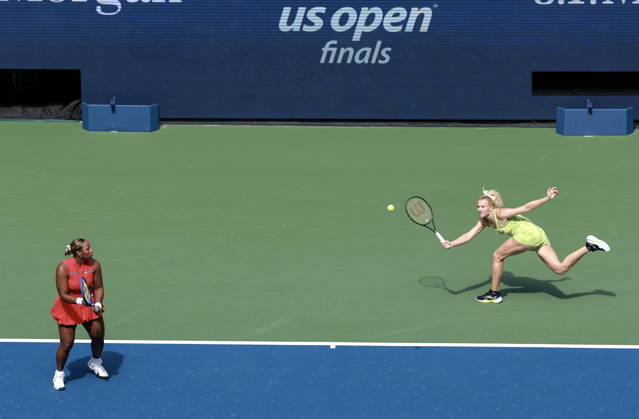 US Open tennis tournament - Day 13 Katerina Siniakova of Czech Republic (R) in action as she plays alongside teammate Taylor Townsend of United States during their Women s Doubles Final match against Ashlyn Krueger of United States and Robin Montgomery of United States at Arthur Ashe Stadium in the USTA Billie Jean King National Tennis Center in Flushing Meadows, New York, USA, 11 September 2026. FLUSHING MEADOWS NEW YORK United States  Copyright: xCRISTOBALxHERRERA-ULASHKEVICHx
