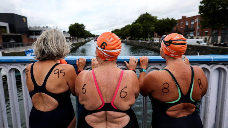 REPRO FREE *PRESS RELEASE NO REPRODUCTION FEE* EDITORIAL USE ONLY 106th Dublin City Liffey Swim 2026, River Liffey, Dublin 12 9 2026 A view of competitors ahead of the race A view of competitors ahead of the race 12 9 2026  Copyright: xx RB2_6247