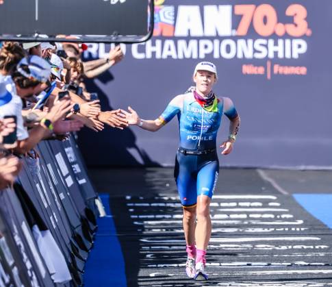 2026 IRONMAN 70.3 World Championship, Nice: Caroline Pohle and other athletes competing in the 2026 VinFast IRONMAN 70.3 World Championship in Nice, France; Nice, Promenade des Anglais; Alpes-Maritimes; Provence-Alpes-Côte d Azur; France IKT_0839