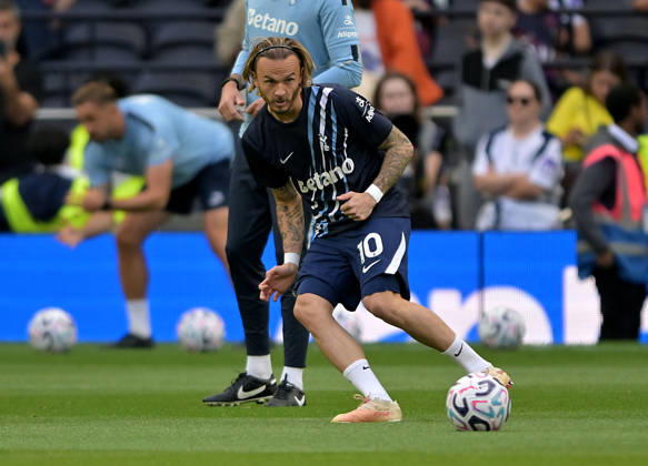 Tottenham Hotspur V Everton. Premier League. James Maddison (Spurs) during the Tottenham Hotspur V Everton Premier League match at the Tottenham Hotspur Stadium, London. This Image is for EDITORIAL USE ONLY. Licence required from the Football DataCo for any other use. Tottenham Tottenham Hotspur Stadium UK Copyright: xMartinxDaltonx Spurs_Everton_120926_MD_05
