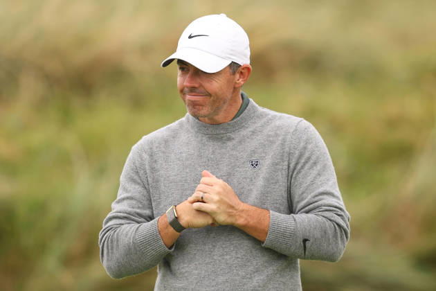2026 Amgen Irish Open - Fourth Round, Trump International Golf Links, Doonbeg 13 9 2026 Rory McIlroy stands on the second green Rory McIlroy stands on the second green 13 9 2026  Copyright: xx BB3_9074