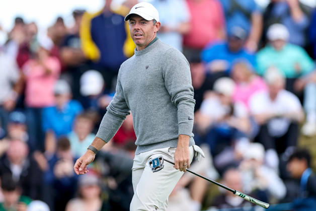 2026 Amgen Irish Open - Fourth Round, Trump International Golf Links, Doonbeg 13 9 2026 Rory McIlroy walks onto the eighteenth green Rory McIlroy walks onto the eighteenth green 13 9 2026  Copyright: xDanxClohessyx DC1A6018