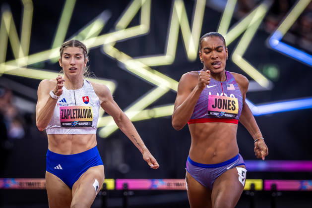 WORLD ATHLETICS ULTIMATE CHAMPIONSHIP BUDAPEST, HUNGARY - SEPTEMBER 13, 2026: Jasmine JONES (USA) and Emma ZAPLETALOVA (SVK Slovakia) (Women s 400 Metres Hurdles) during the World Athletics Ultimate Championship at Gyula Zsivotzky National Athletics Centre on September 13, 2026 in Budapest, Hungary. Copyright: xx 080A8538