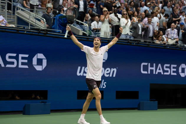2026 US Open - Day 15 NEW YORK, NEW YORK - SEPTEMBER 13: Alexander Zverev of Germany celebrates winning the men’s singles final against Ben Shelton of the United States during the 2026 US Open - Day 15 at USTA Billie Jean King National Tennis Center on September 13, 2026 in New York, New York. New York USTA Billie Jean King National Tennis Center New York United States Copyright: xSusanxMullane ISIxPhotosx 9760