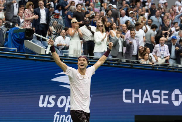 2026 US Open - Day 15 NEW YORK, NEW YORK - SEPTEMBER 13: Alexander Zverev of Germany celebrates winning the men’s singles final against Ben Shelton of the United States during the 2026 US Open - Day 15 at USTA Billie Jean King National Tennis Center on September 13, 2026 in New York, New York. New York USTA Billie Jean King National Tennis Center New York United States Copyright: xSusanxMullane ISIxPhotosx 9760