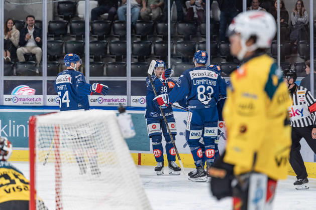 September 15, 2026, Zurich, Swiss Life Arena, National League: ZSC Lions vs. SC Bern; Goal celebrations: ZSC Lions—38 Rudolfs Balcers (ZSC), 83 Juho Lammikko (ZSC), 54 Christian Marti (ZSC); Zurich, Swiss Life Arena, Zurich, Switzerland Copyright: xJustPictures.ch StefanxEmchx jp-de-StEm-DSC0119520260915