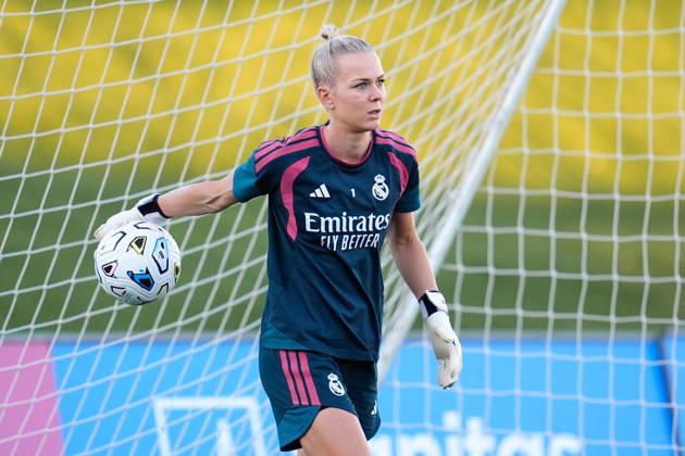 September 19, 2026, Valdebebas, Madrid, Spain: Merle Frohms of Real Madrid CF warms up during the Spanish Women League, Liga F, football match between Real Madrid and Valencia CF at Alfredo Di Stefano stadium on September 19, 2026, in Valdebebas, Madrid, Spain. Real Madrid V Valencia CF - Liga F - ZUMAa181 20260919_zaa_a181_294 Copyright: xDennisxAgyemanx