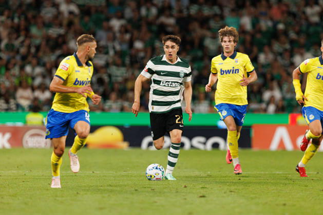 Ivan Fresneda seen during Betclic league between teams of Sporting CP and FC Arouca Estadio Jose Alvalade (Luis Loureiro Ball Raw Images PT) Lisboa Estadio Jose Alvalade Portugal Copyright: xLuisxLoureirox luisloureiroSCPArouca-6351