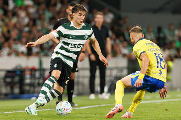 Ivan Fresnada seen during Betclic league between teams of Sporting CP and FC Arouca Estadio Jose Alvalade (Luis Loureiro Ball Raw Images PT) Lisboa Estadio Jose Alvalade Portugal Copyright: xLuisxLoureirox luisloureiroSCPArouca-9149