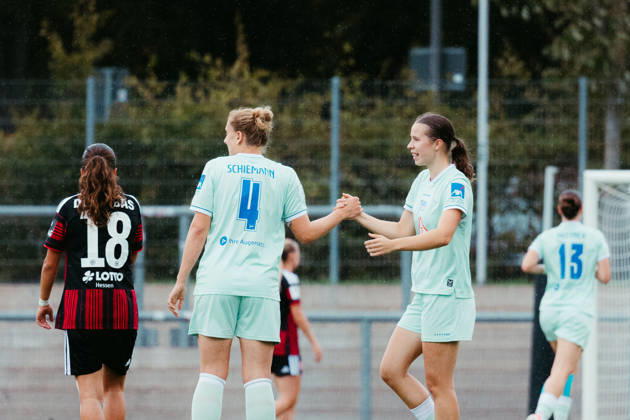 September 20, 2026, xhfmx, Women s Bundesliga 2, Eintracht Frankfurt II vs. Hertha BSC, Ela Demirbas (Eintracht Frankfurt U20), Mieke Schiemann (Hertha BSC Berlin Women), Frankfurt