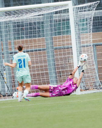 September 20, 2026, xhfmx, Women s Bundesliga 2, Eintracht Frankfurt II vs. Hertha BSC; Sophia Winkler of Eintracht Frankfurt U20 makes a save; Frankfurt