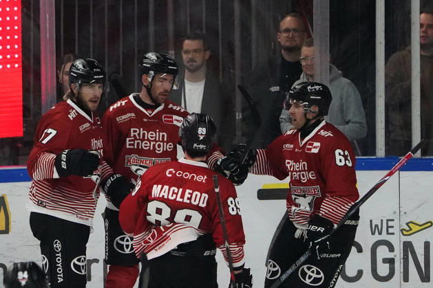 Ice hockey, DEL, Kölner Haie v Eisbären Berlin