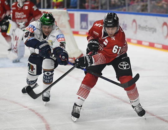 August 9, 2026, xophax, KEC, Ice Hockey, Haie, DEL LanxessArena Kölner Haie vs. Eisbären Berlin. From left to right: Yannick Veilleux, Eisbären, and Markus Ljungh. KEC Cologne