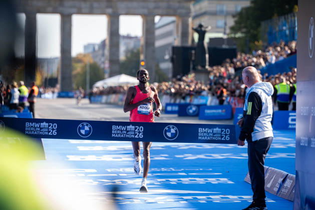 Athletics, Berlin Marathon, Men, Winner: Guye Adola