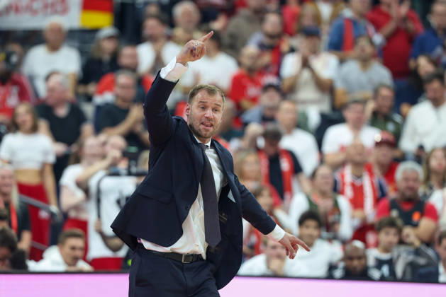 Anton Gavel, head coach of FC Bayern Basketball, gesturing; gestures, body language, facial expressions, emotions, GER; FC Bayern Basketball vs. Partizan Mozzart Bet Belgrade, basketball, EuroLeague, Matchday 3, 2026–2027 season, October 2, 2026, GER, FC Bayern Basketball vs. Partizan Mozzart Bet Belgrade, basketball, EuroLeague, Matchday 3, 2026–2027 season, October 2, 2026, Munich Copyright: xEibner-Pressefoto JennixMaulx EP_JML