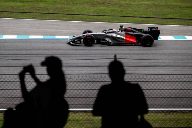F1 - BAHRAIN GRAND PRIX IN MALAYSIA 2026 27 HULKENBERG Nico (ger), Audi F1 Team , action during the 2026 Formula 1 Bahrain Grand Prix in Malaysia, 16th round of the 2026 Formula One World Championship, WM, Weltmeisterschaft from October 2 to 4, 2026 on the Sepang International Circuit, in Sepang, Malaysia - SepangMalaysia  Copyright: xALBERTOxVIMERCATIx