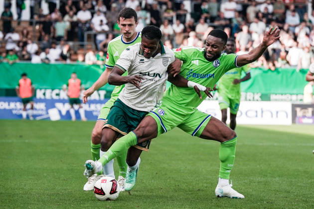 Soccer Austria Friendly Match 2025 2026 03 10 2026 SC Austria Lustenau vs. FC Schalke 04 SUN MINIMEAL Arena Lustenau, Austria Moussa Sylla Schalke 04, Lord Afrifa Austria Lustenau, Ron Schallenberg, Schalke 04 Copyright: xLUKAxKOLANOVICx