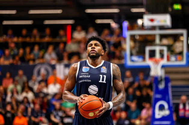 Anthony Gaines of SYNTAINICS MBC, No. 11, prepares to take a free throw, GER, Syntainics MBC vs. Ratiopharm Ulm, Basketball, 1st Bundesliga, Matchday 4, 2026–2027 season, October 3, 2026, GER, Syntainics MBC vs. Ratiopharm Ulm, Basketball, 1st Bundesliga, Matchday 4, 2026–2027 season, October 3, 2026, Weissenfels Copyright: xEibner-Pressefoto LauraxRoemerx EP_LRR