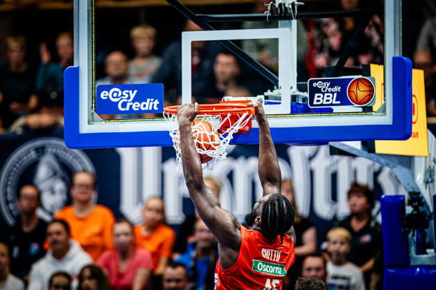 BB 1BL Men s Syntainics MBC vs. Ratiopharm Ulm: Oluwasimisola Shittu of Ratiopharm Ulm during the 2026–2027 season in the 1 EasyCredit Bundesliga on Matchday 4 between Syntainics MBC and Ratiopharm Ulm at the Stadthalle Weissenfels on October 3, 2026, in Weissenfels, Saxony-Anhalt, Germany