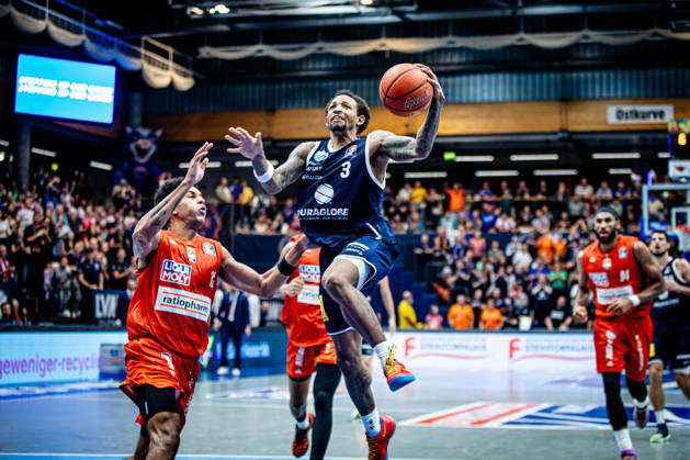 BB 1BL Men s Syntainics MBC vs. Ratiopharm Ulm: DeLonnie Hunt of Syntainics MBC during the 2026–2027 season in the 1 EasyCredit Bundesliga on Matchday 4 between Syntainics MBC and Ratiopharm Ulm at the Stadthalle Weissenfels on October 3 October 2026 in Weissenfels, Saxony-Anhalt, Germany