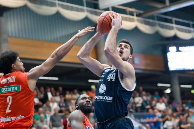 Ibi Watson Ulm, 2, Jure Planinic MBC, 44, Syntainics MBC vs. Ratiopharm Ulm, BBL, Men s Basketball 1st Bundesliga, Matchday 4 of the 2026–27 season, March 10, 2026, Weißenfels Stadthalle, Saxony-Anhalt, Germany