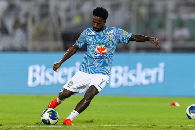 KOLKATA, INDIA - OCTOBER 3: Vinicius Junior of Brazil shoots the ball during friendly match between India and Brazil at the Vivekananda Yuba Bharati Krirangan (VYBK) Stadium in Kolkata, India on 3rd October, 2026 Copyright: xUnnatixNaidux Sportspressphoto_SPR245049