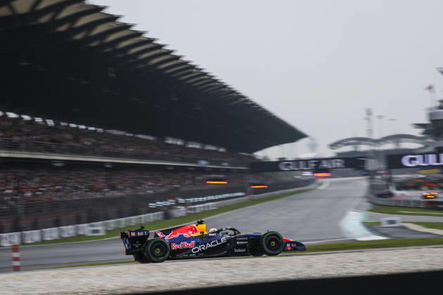 F1 - BAHRAIN GRAND PRIX IN MALAYSIA 2026 03 VERSTAPPEN Max (nld), Red Bull Racing Ford RB22, action during the 2026 Formula 1 Bahrain Grand Prix in Malaysia, 16th round of the 2026 Formula One World Championship, WM, Weltmeisterschaft from October 2 to 4, 2026 on the Sepang International Circuit, in Sepang, Malaysia - SepangMalaysia  Copyright: xXavixBonillax
