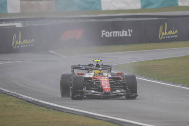 Formula 1 Gulf Air Bahrain Grand Prix in Malaysia 2026 Lewis Hamilton (GBR), Scuderia Ferrari HP , SF-26, Car 44 during Formula 1 Gulf Air Bahrain Grand Prix in Malaysia 2026 on October 4., 2026 in Sepang International Circuit, Sepang, Malaysia Zsombor Toth Sepang Sepang International Circuit Selangor Malaysia Copyright: xZsomborxTothx