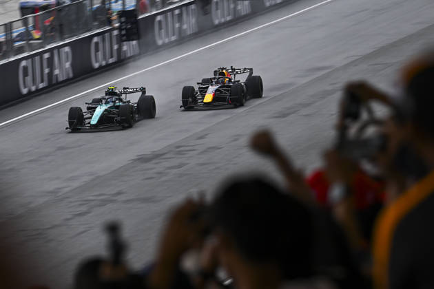 F1 - BAHRAIN GRAND PRIX IN MALAYSIA 2026 12 KIMI ANTONELLI Andrea (ita), Mercedes AMG F1 Team W17, 03 VERSTAPPEN Max (nld), Red Bull Racing Ford RB22, action during the 2026 Formula 1 Bahrain Grand Prix in Malaysia, 16th round of the 2026 Formula One World Championship, WM, Weltmeisterschaft from October 2 to 4, 2026 on the Sepang International Circuit, in Sepang, Malaysia - SepangMalaysia Copyright: xALBERTOxVIMERCATIx