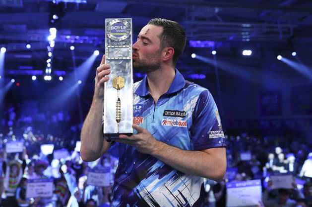 2026 BOYLE Sports World Grand Prix England s Luke Humphries celebrates winning the 2026 Boyle Sports World Grand Prix Final after the 2026 Boyle Sports World Grand Prix Final at Mattioli Arena, Leicester, United Kingdom on 4 October 2026 Credit: Ryan Crockett Every Second Media Editorial use only. All images are copyright Every Second Media Limited. No images may be reproduced without prior permission. Copyright: xIMAGO EveryxSecondxMediax ESM-2198-0061 RyanxCrockettx xEveryxSecondxMediax