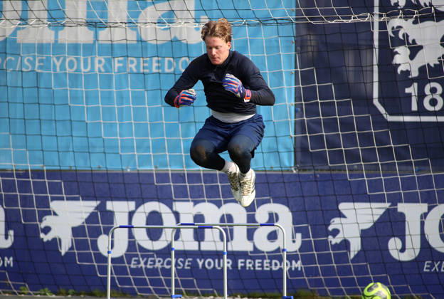 Soccer, Men s, Bavarian Regional League, 2026–2027 Season, TSV 1860 Munich, Practice, Grünwalder Strasse 114 Paul Bachmann TSV 1860 Munich Clears a Hurdle