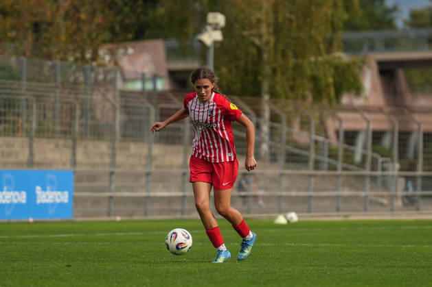 Germany, Freiburg, Women s Regional League South 2026-27: SC Freiburg U20 vs. SC Dortelweil, Lynn Feiertag (SC Freiburg), 14 Copyright: xMirjamxGeigerx