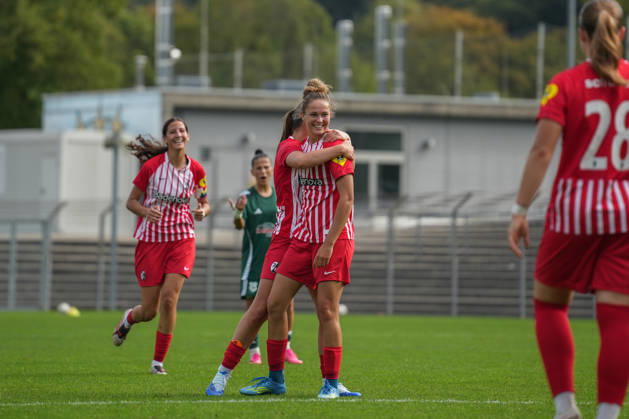 Germany, Freiburg, Women s Regional League South 2026-27: SC Freiburg U20 vs. SC Dortelweil, Pauline Ihme (SC Freiburg), 13 Copyright: xMirjamxGeigerx