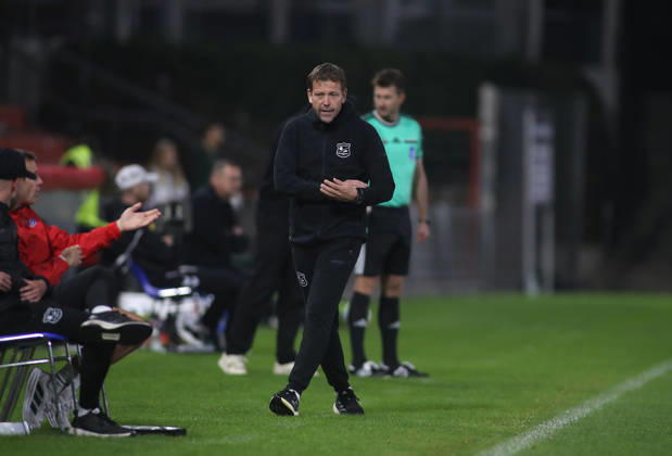 Soccer, Men s, Toto Cup, Quarterfinals, 2026–2027 Season, SpVgg Unterhaching vs. SSV Jahn Regensburg, Sportpark Unterhaching; Holger Seitz, SpVgg Unterhaching coach, on the sidelines