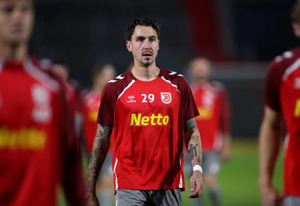 Soccer, Men s, Toto Cup, Quarterfinals, 2026–2027 Season, SpVgg Unterhaching vs. SSV Jahn Regensburg, Sportpark Unterhaching: Adrian Fein of SSV Jahn Regensburg warming up