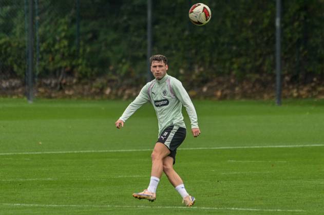 Arkadiusz Pyrka: Pauli in Action—Germany, Hamburg, Training Facility on Kollaustrasse, Soccer, 2. Bundesliga, FC St. Pauli