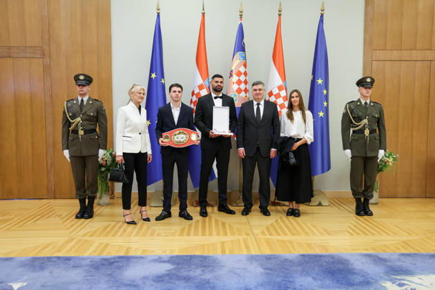 Croatian President Zoran Milanovic Presents Order of Duke Trpimir to Boxer Filip Hrgovic Croatian President Zoran Milanovic presents boxer Filip Hrgovic with the Order of Duke Trpimir with Ribbon and Star during a ceremony at the Office of the President of the Republic of Croatia in Zagreb, Croatia on October 7, 2026. MatijaxHabljak PIXSELL