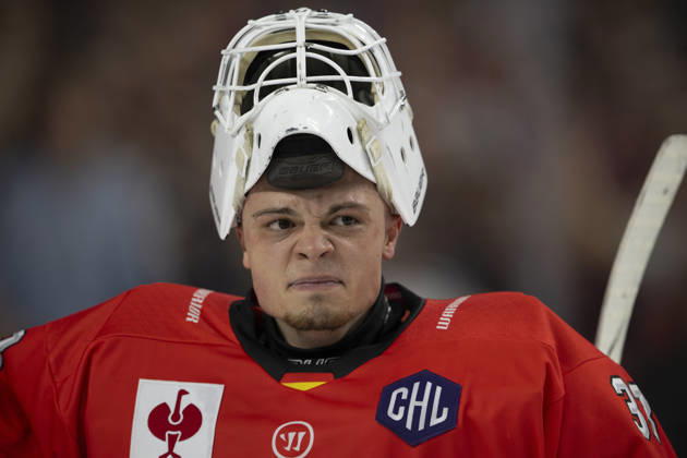 CHL Cologne Sharks vs. Herning Blue Fox, Cologne, October 7, 2026; Nico Wiens, Cologne Sharks, goaltender, 33; CHL Cologne Sharks vs. Herning Blue Fox on October 7, 2026, at the Lanxess Arena in Cologne, Germany Copyright: xBEAUTIFULxSPORTS AndreasxDickx