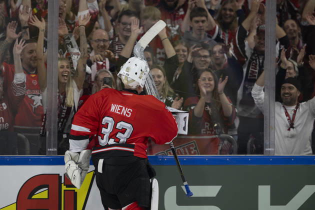 CHL Cologne Sharks vs. Herning Blue Fox, Cologne, October 7, 2026; Nico Wiens, Cologne Sharks, goaltender, 33; CHL Cologne Sharks vs. Herning Blue Fox on October 7, 2026, at the Lanxess Arena in Cologne, Germany Copyright: xBEAUTIFULxSPORTS AndreasxDickx
