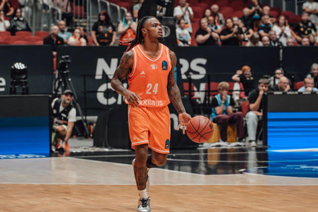 Game Day 2 of the Basketball Eurocup: Niners Chemnitz vs. Klaipedos Neptunas, October 7, 2026, starting at 7:00 p.m., Chemnitz, Chemnitz Arena. Pictured: No. 24 Cobe Williams. Game Day 2 of the Basketball Eurocup: Niners Chemnitz vs. Klaipedos Neptunas. Chemnitz, Saxony, Germany Copyright: xEHLxMedia MichelxKöhlerx 20262709-Niners-Chemnitz-Klaipeda-Neptunas-083
