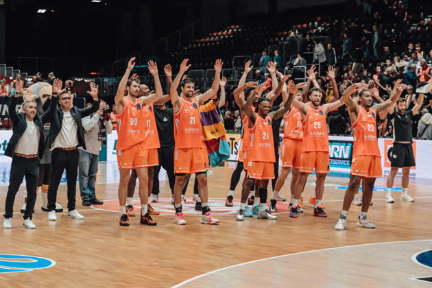 Game Day 2 of the Basketball Eurocup: Niners Chemnitz vs. Klaipedos Neptunas, October 7, 2026, starting at 7:00 p.m., Chemnitz, Chemnitz Arena. Pictured: Team Niners Chemnitz. Matchday 2 of the Basketball Eurocup: Niners Chemnitz vs. Klaipedos Neptunas. Chemnitz, Saxony, Germany Copyright: xEHLxMedia MichelxKöhlerx 20262709-Niners-Chemnitz-Klaipeda-Neptunas-097